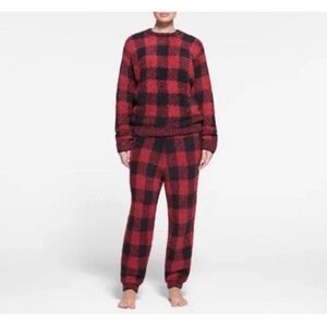 SKIMS Cozy Unisex Pullover & Jogger Set Brick Buffalo Check S/M Loungewear